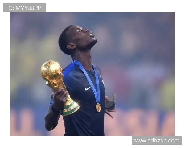 曼联中场博格巴恢复训练，或将在下周重返赛场